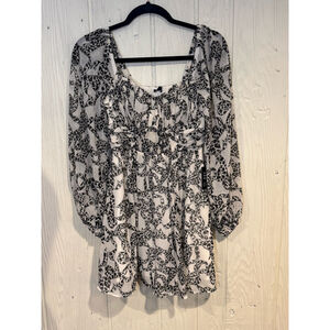 NWT Express Dress XS White Black Print